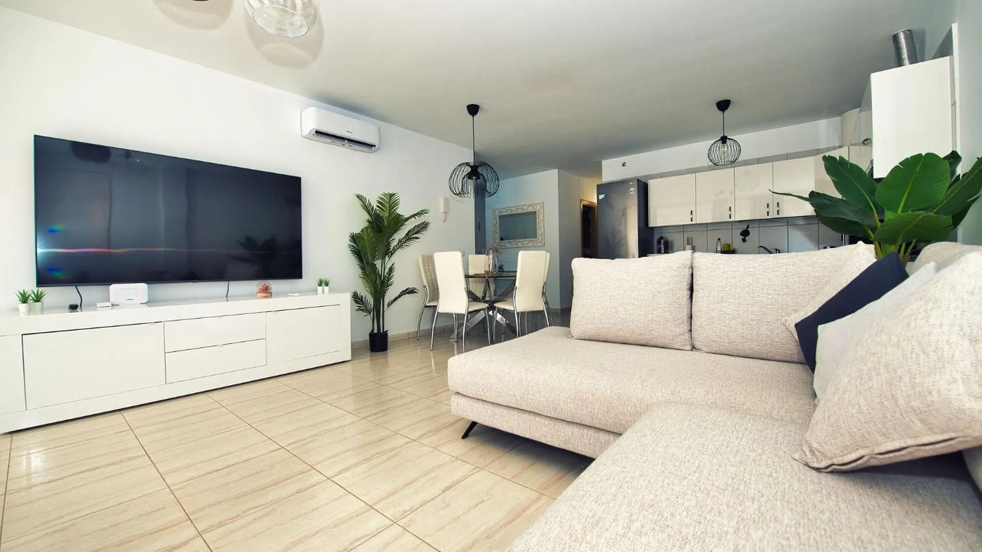 Ocean View Perfect Sunset Apartment, 4 Rooms 137M2, Wifi & Bbq San Miguel de Abona Spain